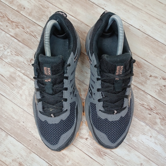 Saucony Excursion Trail Running Shoes Grey Black Peach Run Anywhere Grid Size 8 - Picture 4 of 16